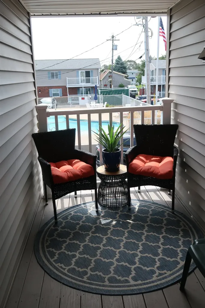 68 Kings Highway Hampton NH 03842