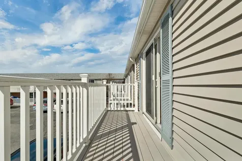 68 Kings Highway Hampton NH 03842