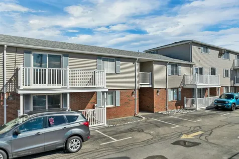68 Kings Highway Hampton NH 03842