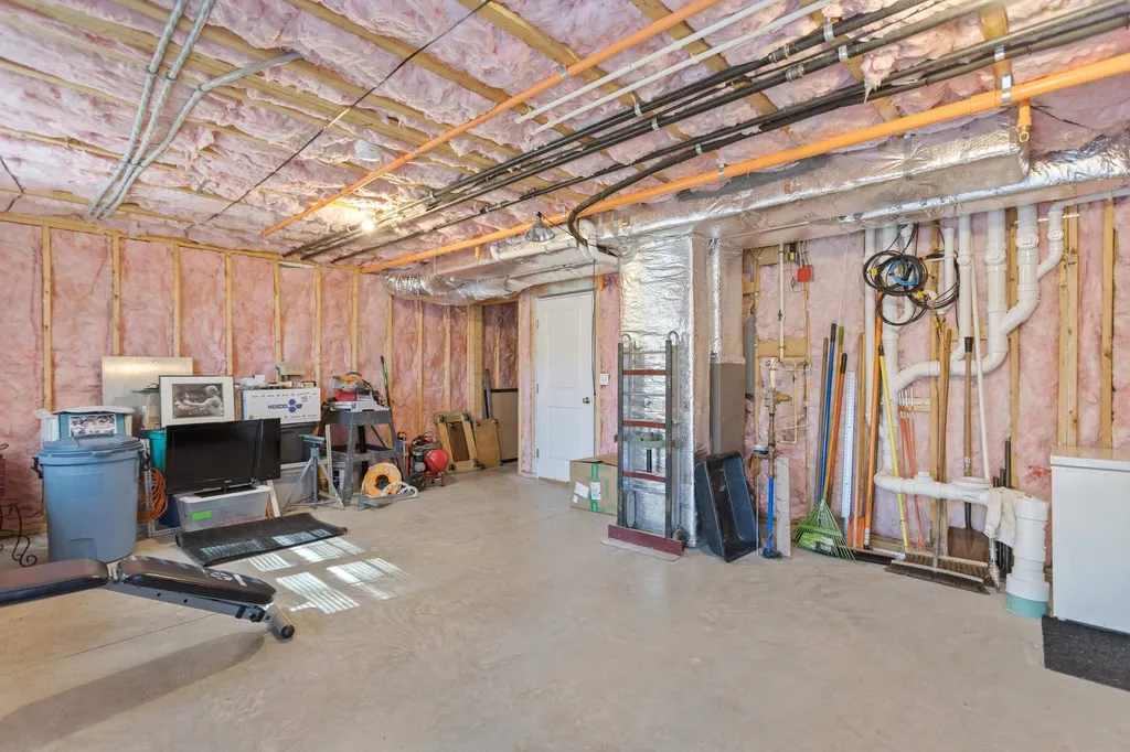 14 Manor Drive Hooksett NH 03106