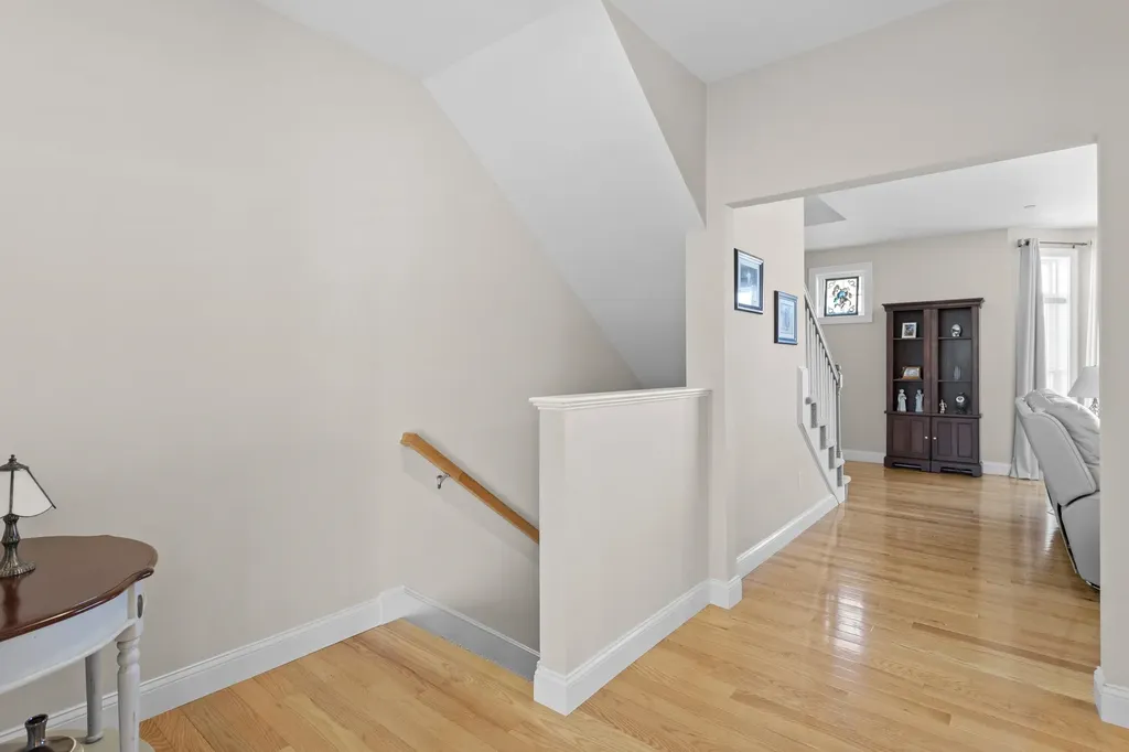 14 Manor Drive Hooksett NH 03106