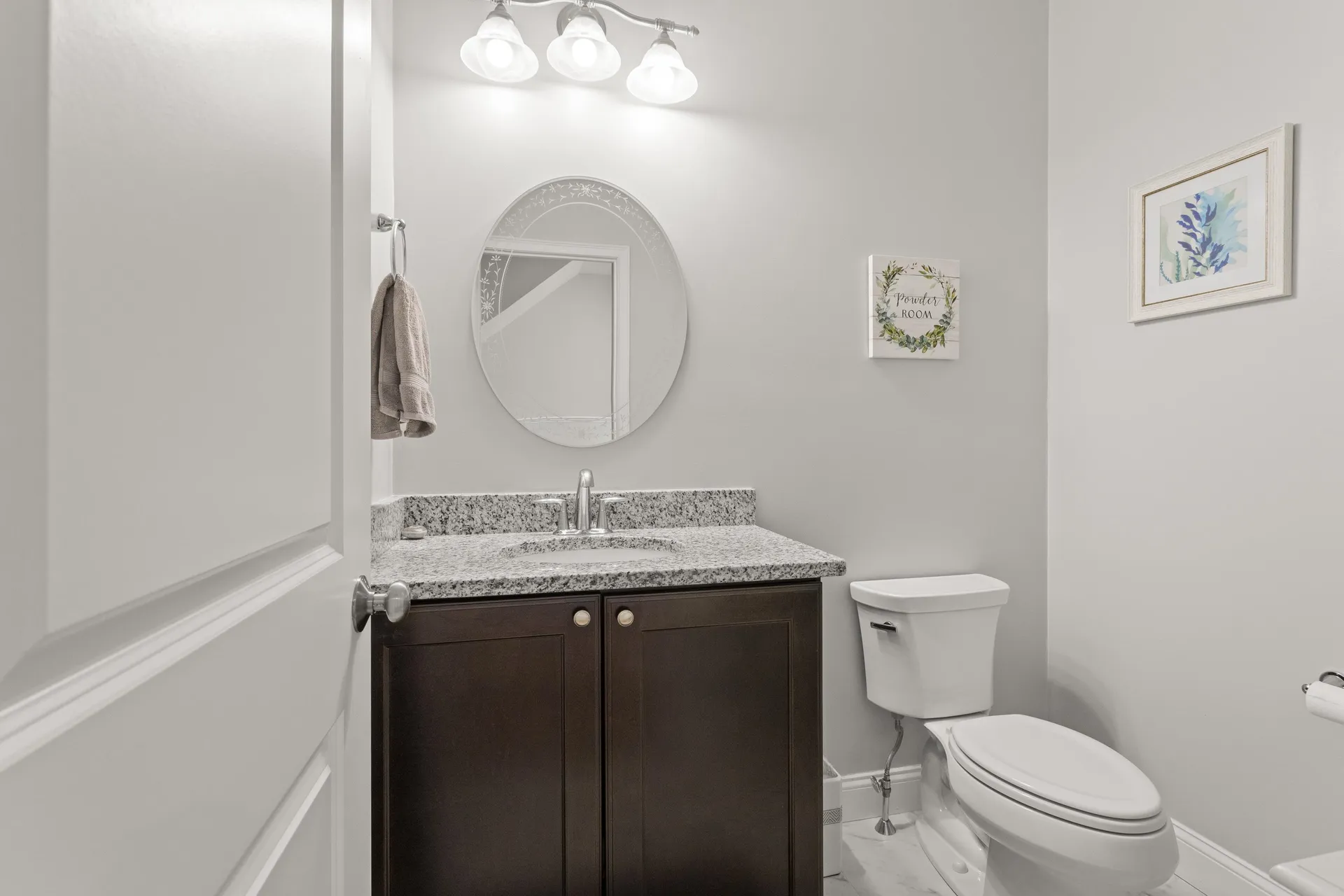 14 Manor Drive Hooksett NH 03106