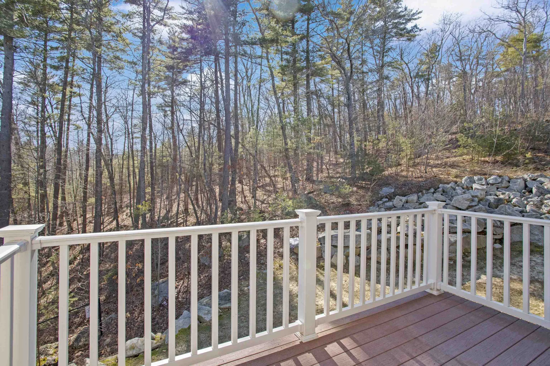 14 Manor Drive Hooksett NH 03106