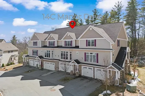 14 Manor Drive Hooksett NH 03106