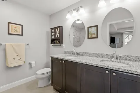 14 Manor Drive Hooksett NH 03106