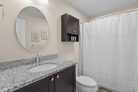 14 Manor Drive Hooksett NH 03106