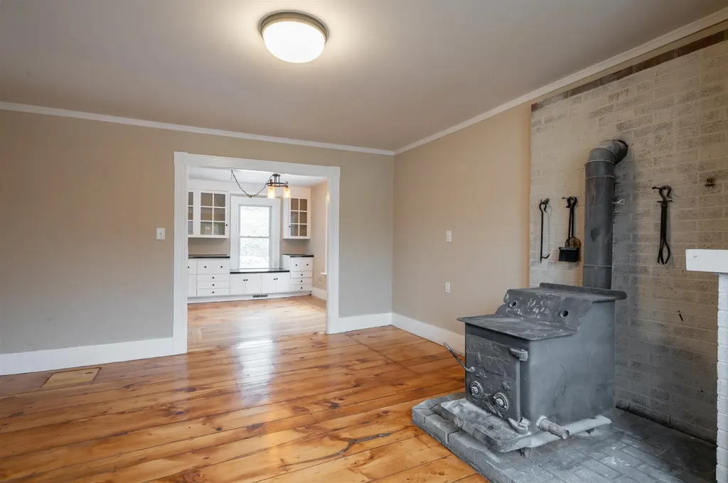 46 Depot Street Belmont NH 03220