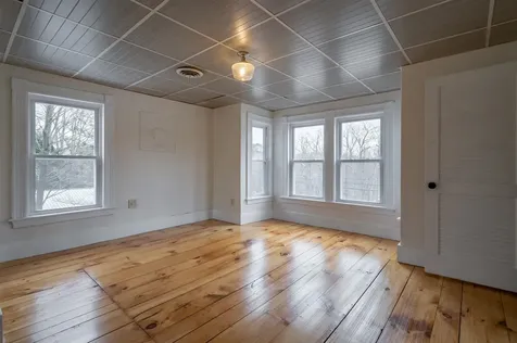 46 Depot Street Belmont NH 03220