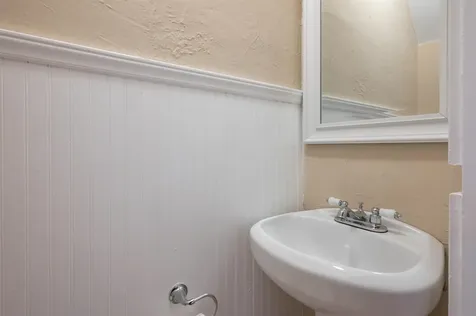 46 Depot Street Belmont NH 03220