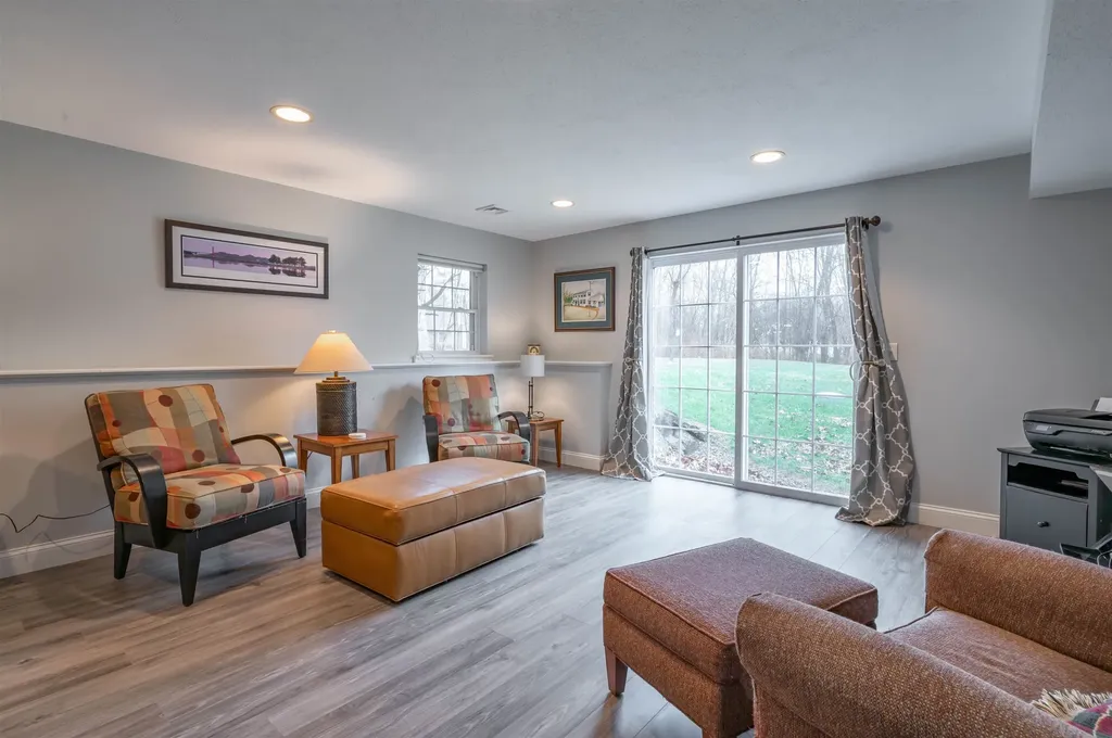 11 Blueberry Lane East Kingston NH 03827