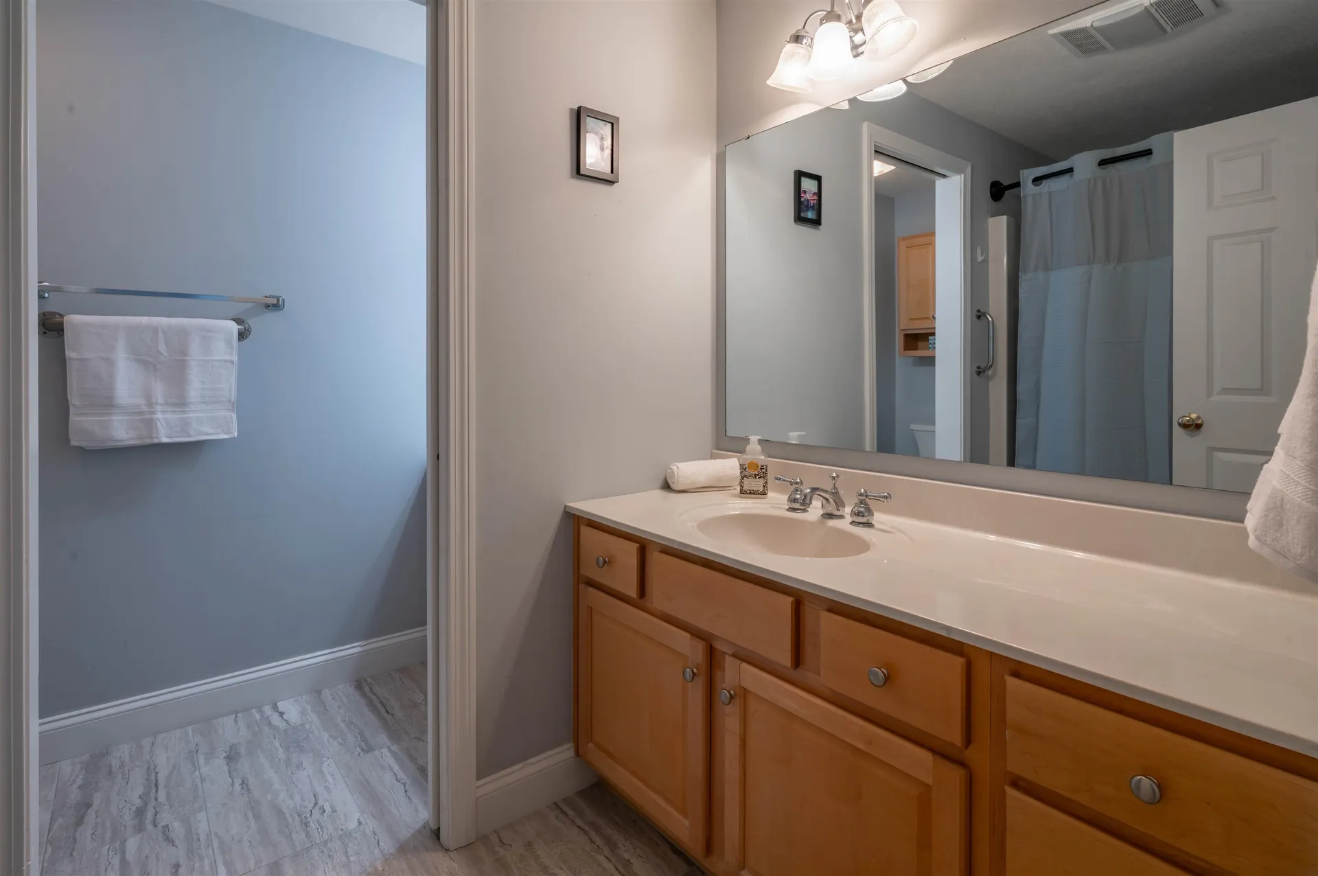 11 Blueberry Lane East Kingston NH 03827