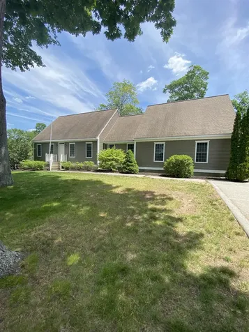 11 Blueberry Lane East Kingston NH 03827
