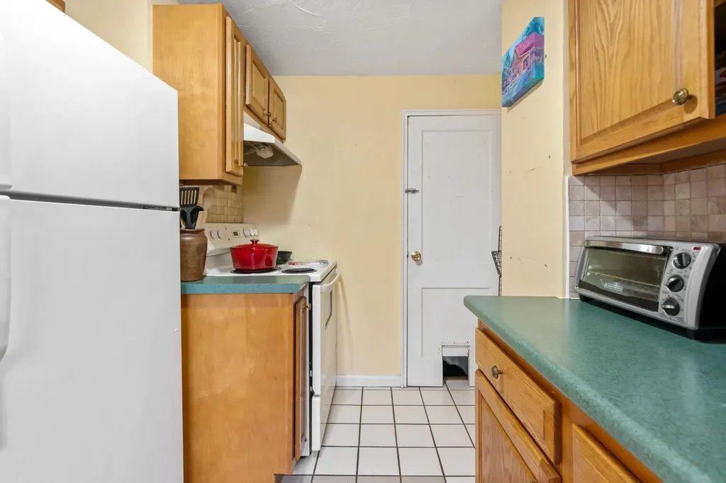 88 Harold Street Manchester NH 03104