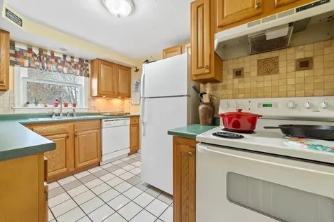 88 Harold Street Manchester NH 03104