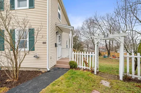 88 Harold Street Manchester NH 03104