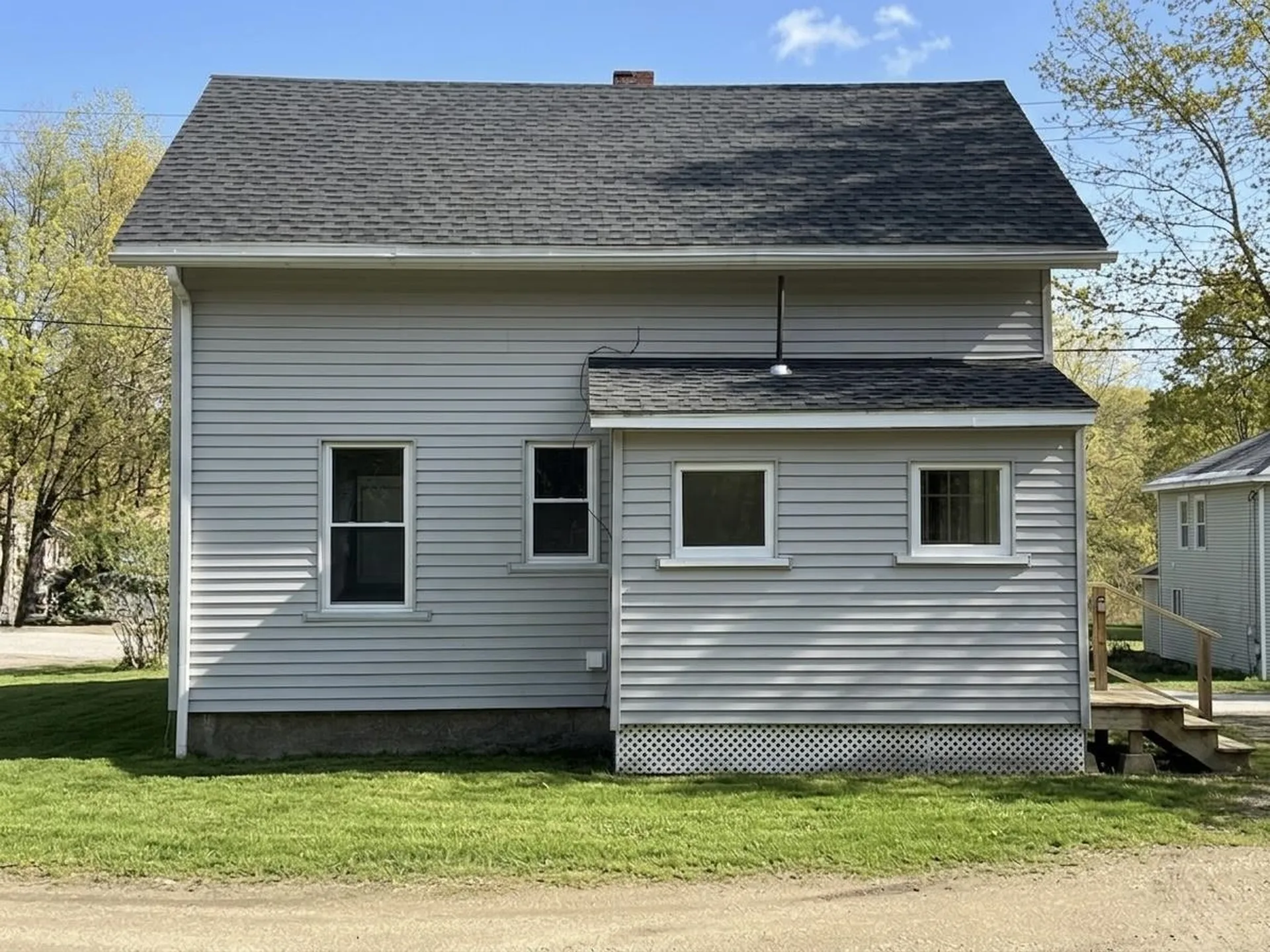 82 Howard Street Winchester NH 03470