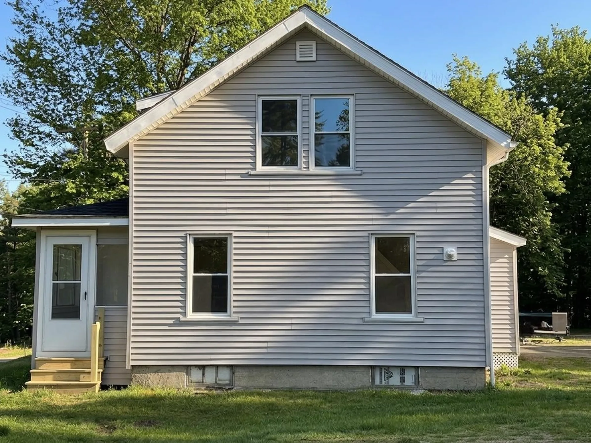 82 Howard Street Winchester NH 03470