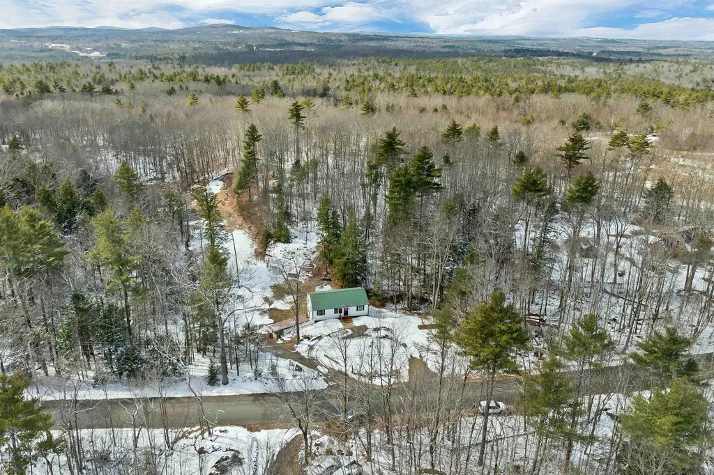 487 Shackford Corner Road Barnstead NH 03225