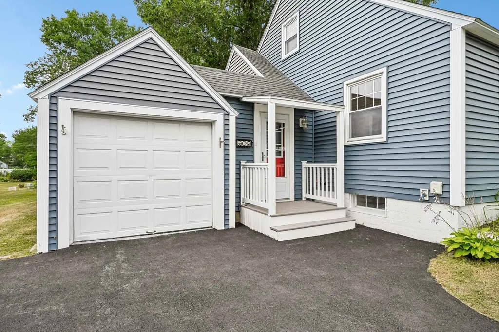 20 Doris Avenue Portsmouth NH 03801