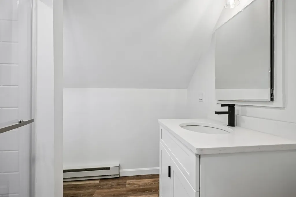 20 Doris Avenue Portsmouth NH 03801