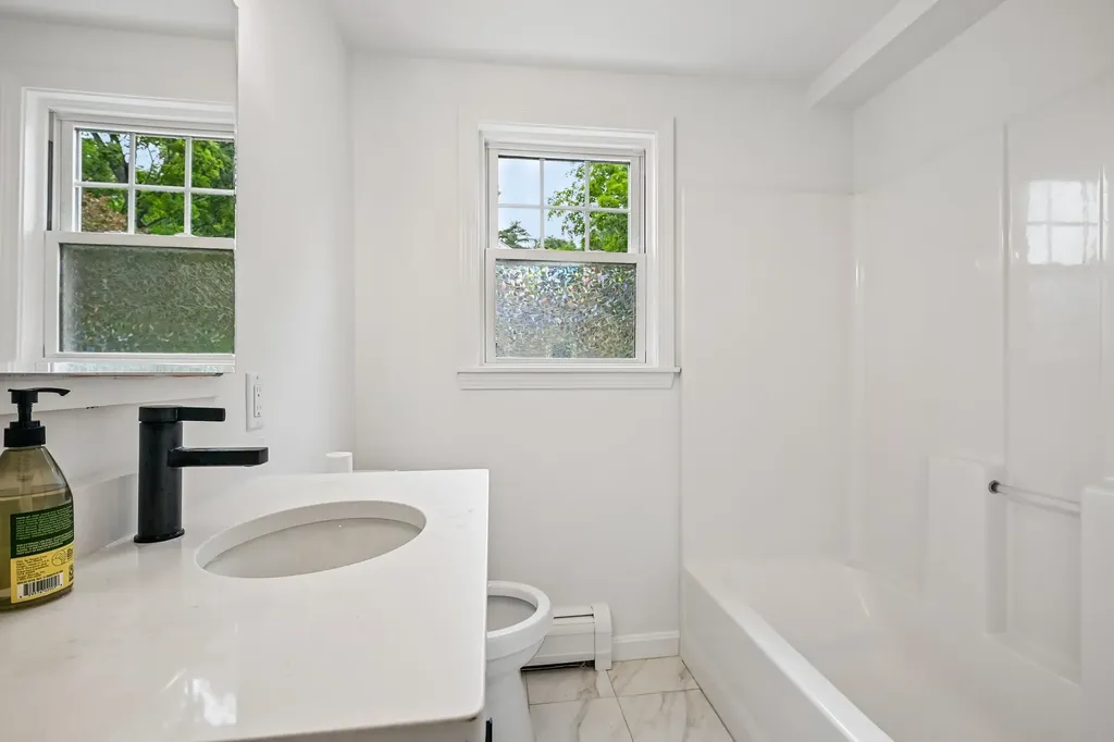 20 Doris Avenue Portsmouth NH 03801