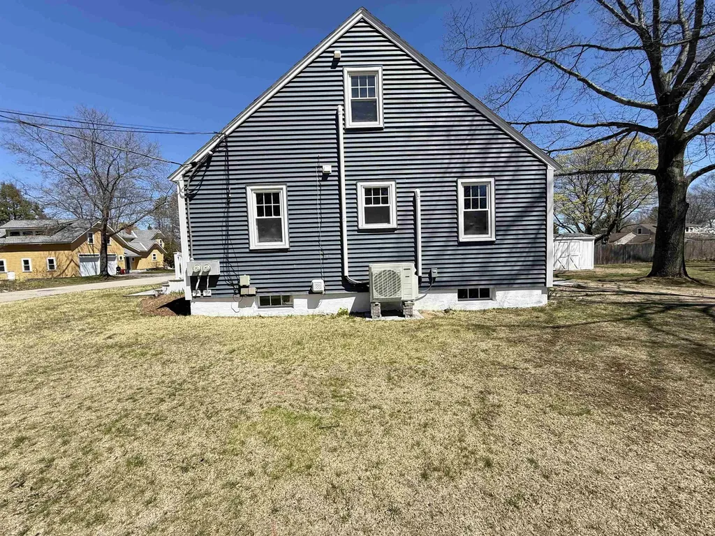 20 Doris Avenue Portsmouth NH 03801
