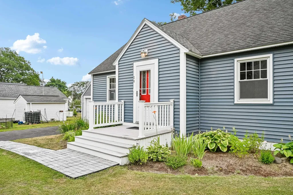 20 Doris Avenue Portsmouth NH 03801