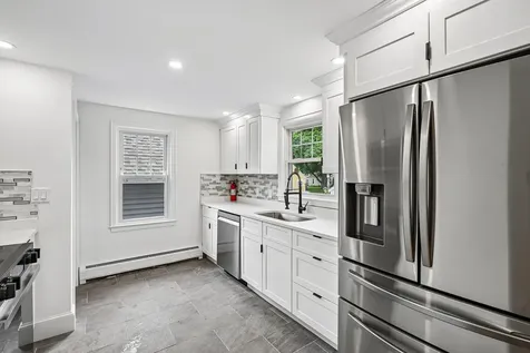 20 Doris Avenue Portsmouth NH 03801