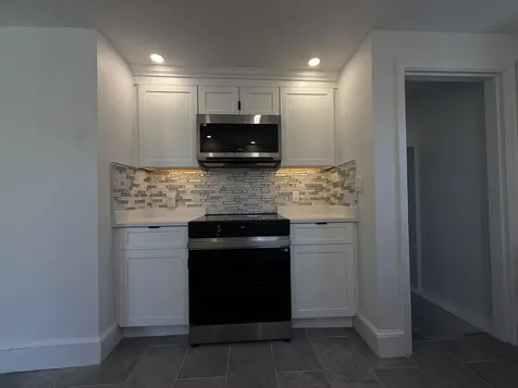 20 Doris Avenue Portsmouth NH 03801