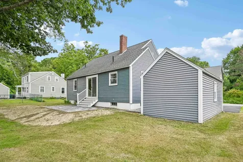 20 Doris Avenue Portsmouth NH 03801