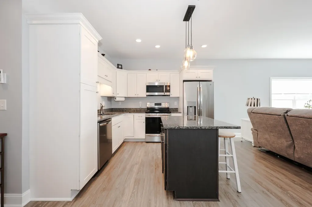 180 Ashworth Avenue Hampton NH 03842