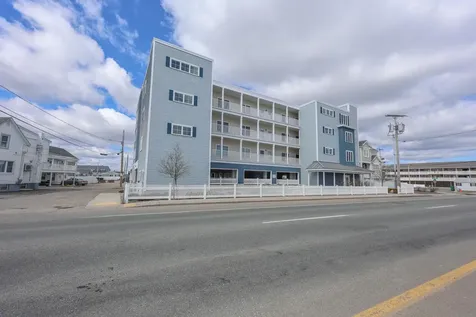 180 Ashworth Avenue Hampton NH 03842