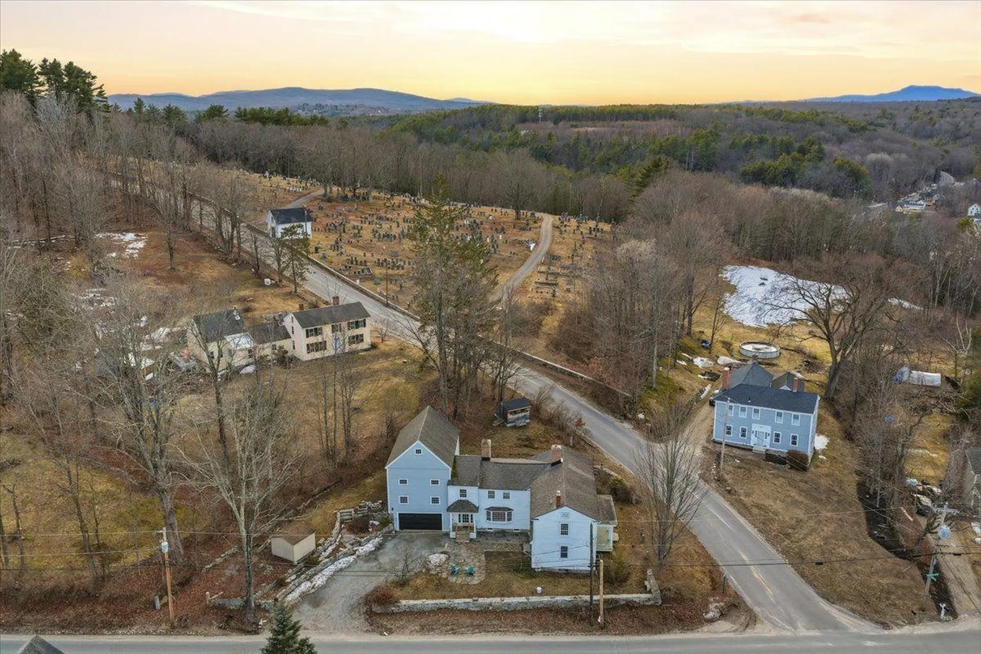 1 Cemetery Road New Boston NH 03070