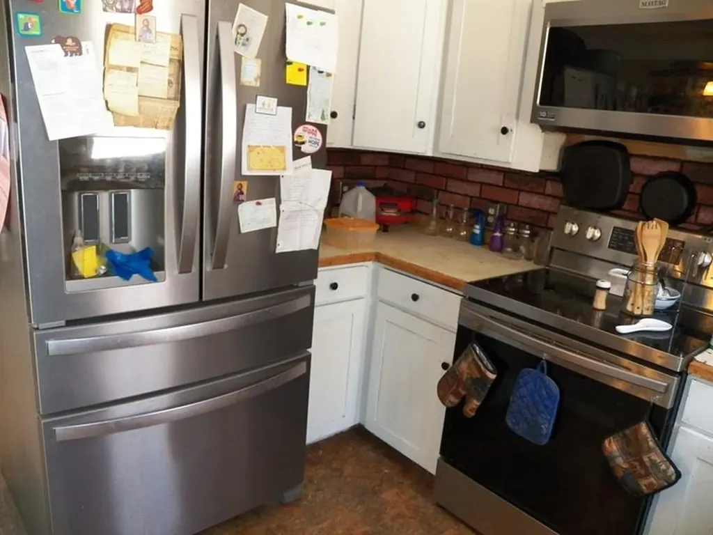 8 Blair Avenue Hillsborough NH 03244