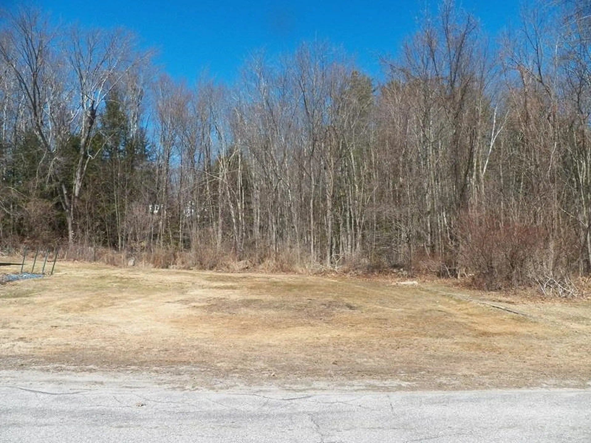 8 Blair Avenue Hillsborough NH 03244
