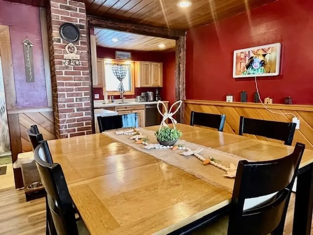 735 Milan Road Milan NH 03588