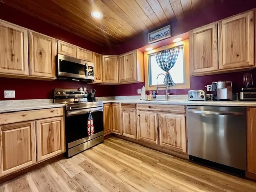 735 Milan Road Milan NH 03588