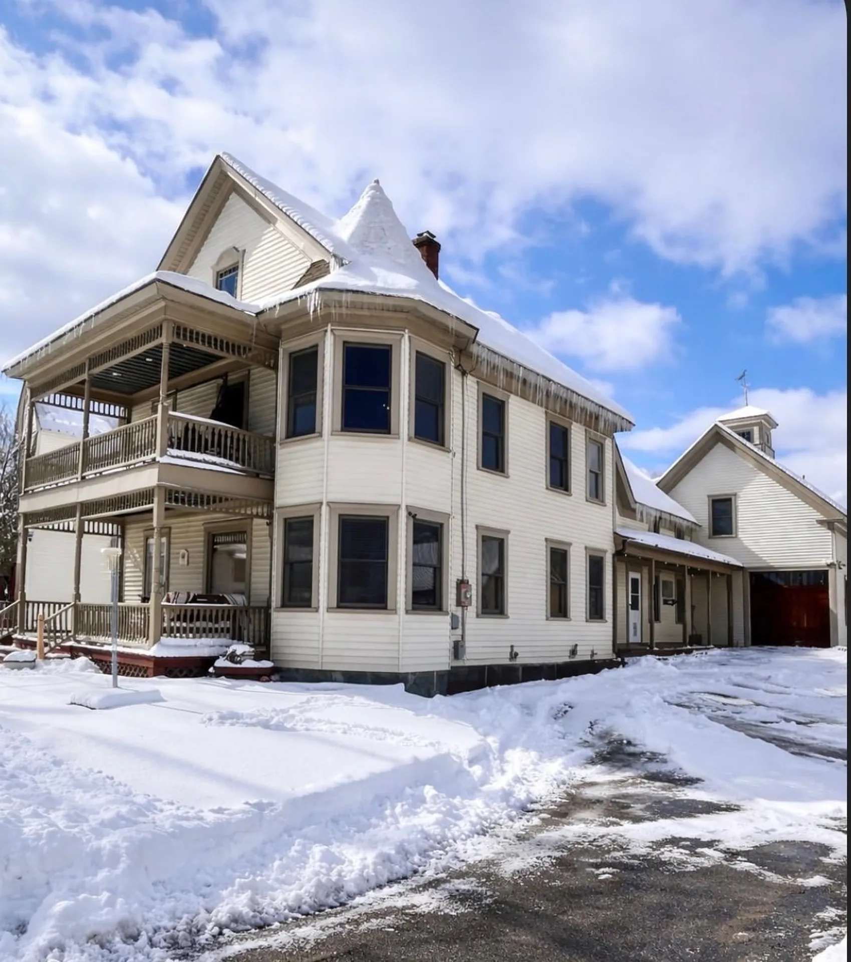 735 Milan Road Milan NH 03588