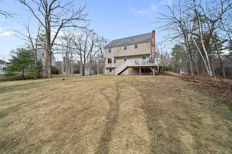 4 Donmac Drive Derry NH 03038