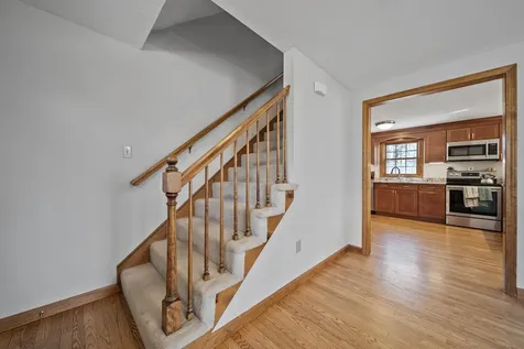 4 Donmac Drive Derry NH 03038