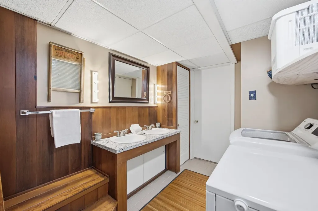 70 Spring Hill Road Campton NH 03223