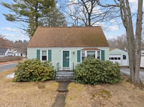 57 Mcphail Street Manchester NH 03104