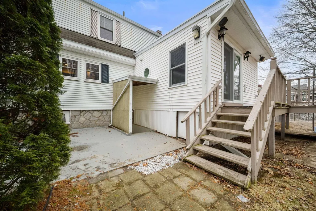 853 Union Street Manchester NH 03104