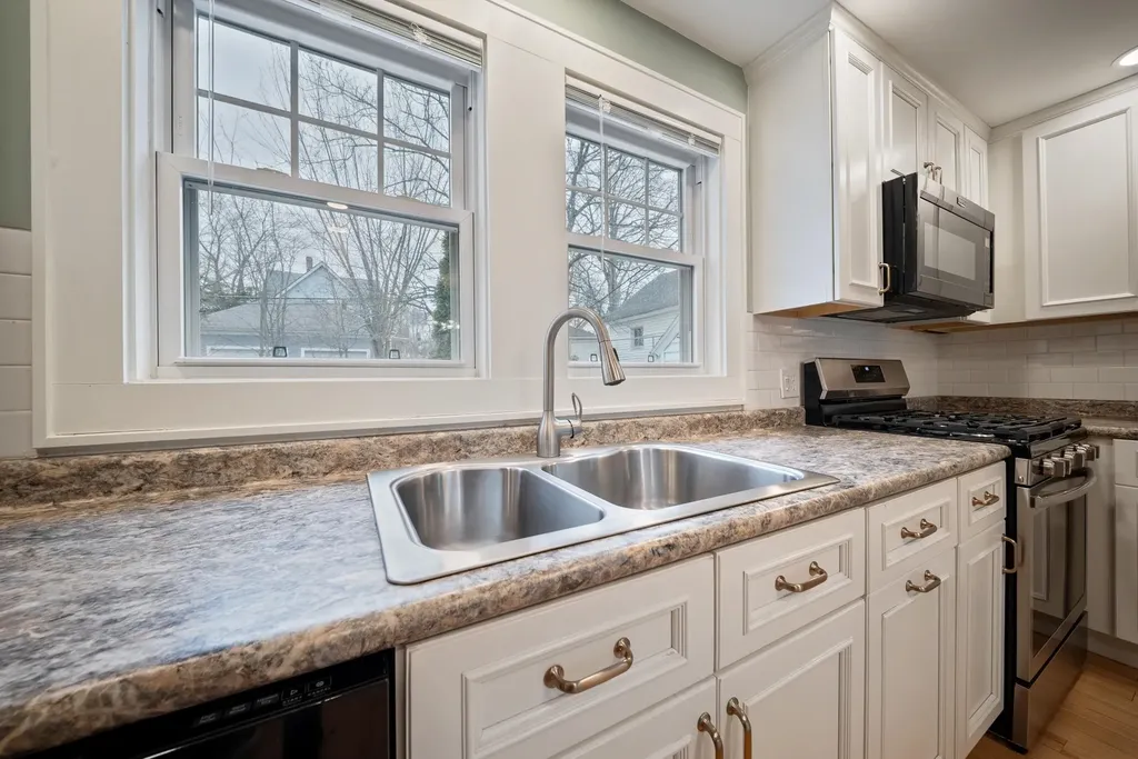 853 Union Street Manchester NH 03104