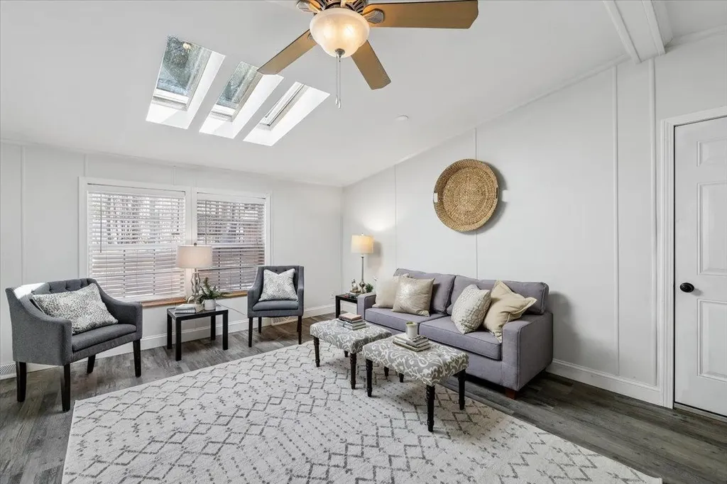 18 Stacey Drive Hopkinton NH 03229
