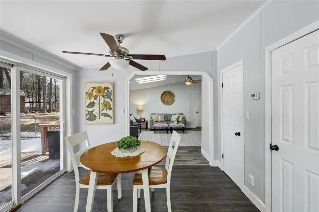 18 Stacey Drive Hopkinton NH 03229