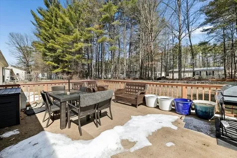 18 Stacey Drive Hopkinton NH 03229