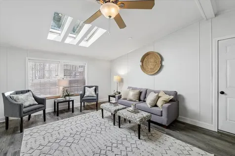 18 Stacey Drive Hopkinton NH 03229