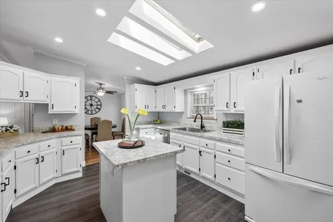 18 Stacey Drive Hopkinton NH 03229