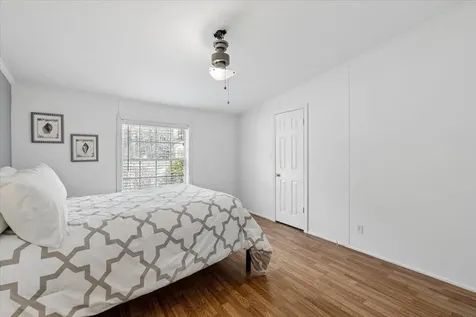 18 Stacey Drive Hopkinton NH 03229